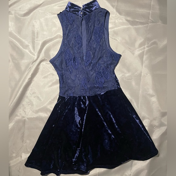 Revamped Dark Blue Velvet Dress - Picture 6 of 6